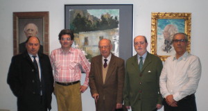 D. Enrique Wulf junto a Ignacio Moreno (Presidente del Ateneo) y varios ateneístas