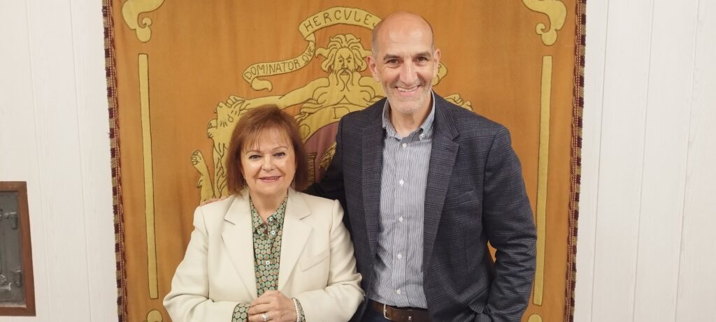 Tertulia Gastronómica: “Nuevos hábitos de compra en los Mercados de abastos”